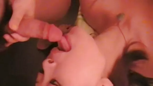 A vídeo filme de pornô Latina com o rabo grande ganha pilas depois da Faculdade.