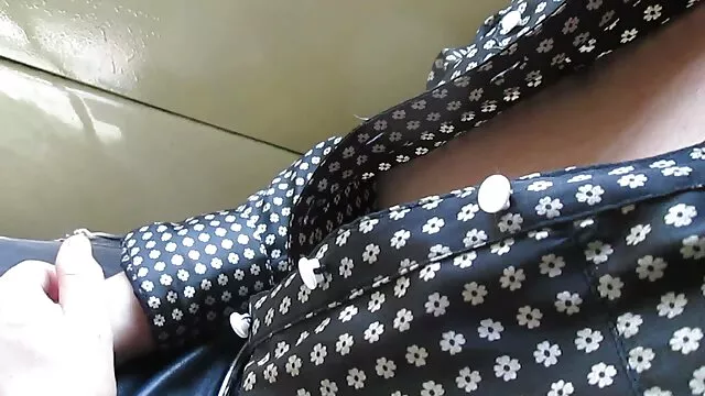 O sedutor filme de pornô de japonesa twinks Zac e a Camille fodem-se muito.
