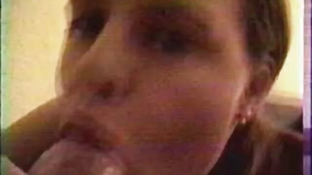 A adorável morena Madelina Dee video sexo antigo pergunta-lhe