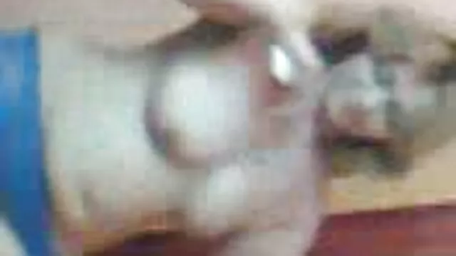 Visita inesperada de vídeo de pornô de menina de menor um amante às 3 da manhã