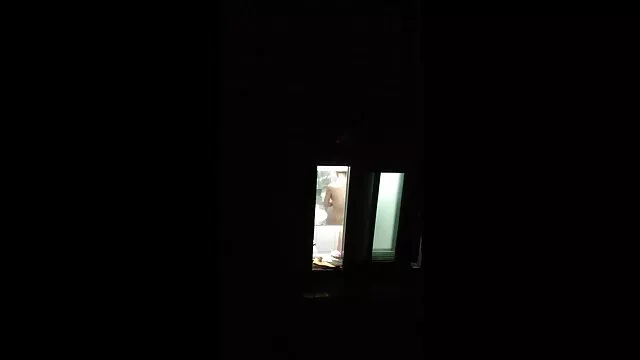 Kyoka sou uma mulher atraente vídeo pornô com mulher casada fodida por dois homens