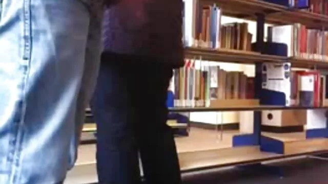 Faz vídeo pornô de japonesa um trabalho de pé quente