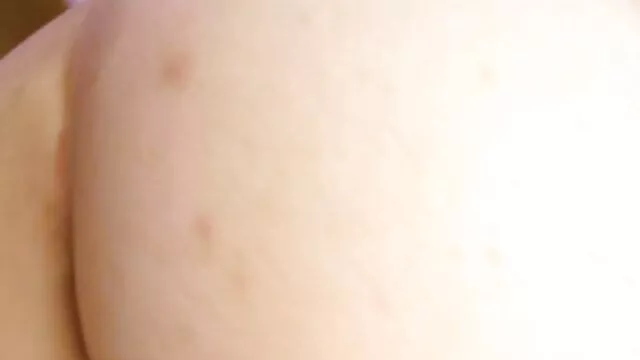 O roqueiro Max Harley masturba a sua vídeo pornô de brasileiras grande pila dura