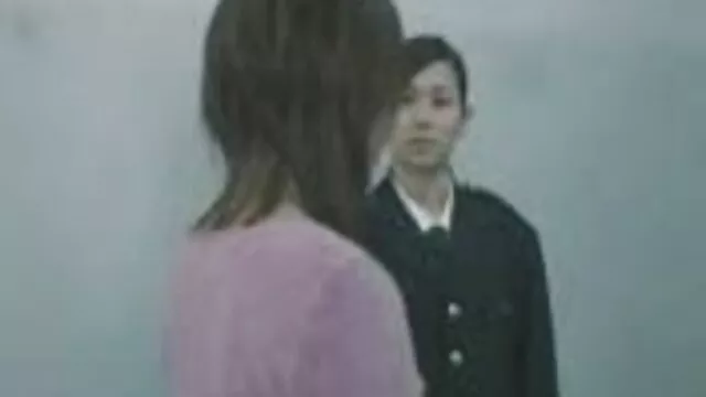 Fetiche por filme de pornô de menina de 18 anos pés pequenos-ninfomaníaca fodida com pés em vídeo POV