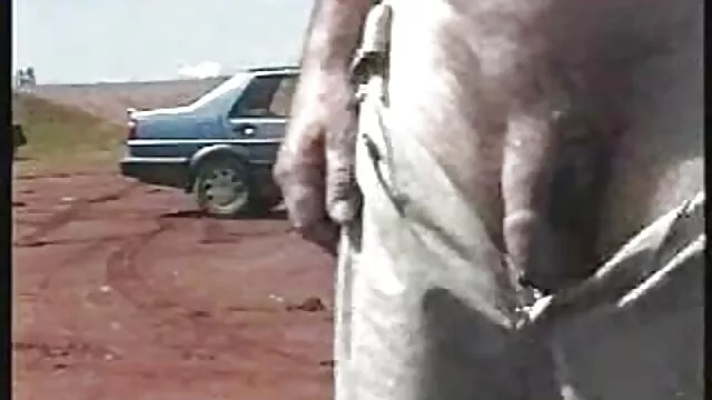 Linda loira veste-se num momento xvídeo pornô novinha quente