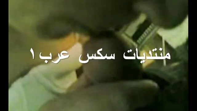 A MILF marota fica Lésbica a foder com o cinto. vídeo pornô mulheres