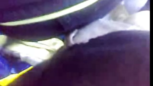 Loira grande com músculos perfurados vídeo de desenho pornô como uma putinha